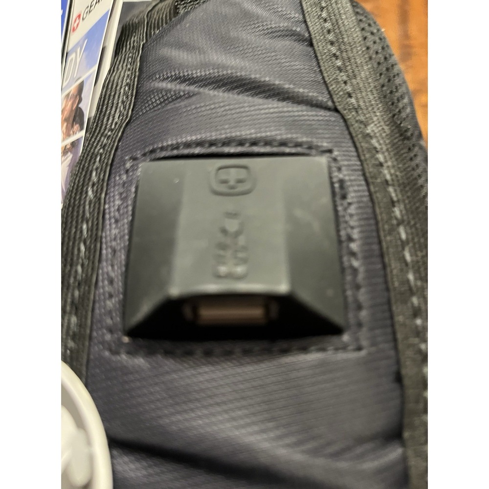 SwissGear 18" ScanSmart Laptop Backpack - Black - New With Tags - TSA Friendly - Picture 8 of 10